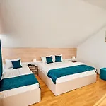 Roxy&maryo 호텔 3*