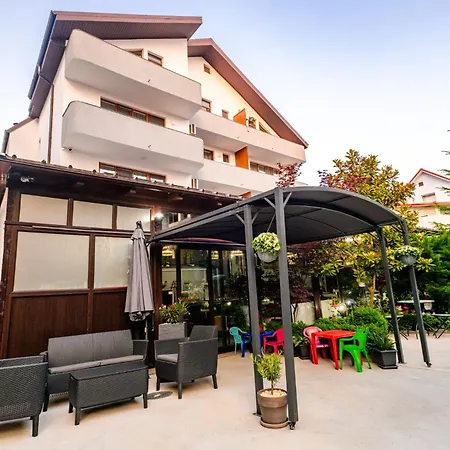 Roxy&maryo Hotel 3*